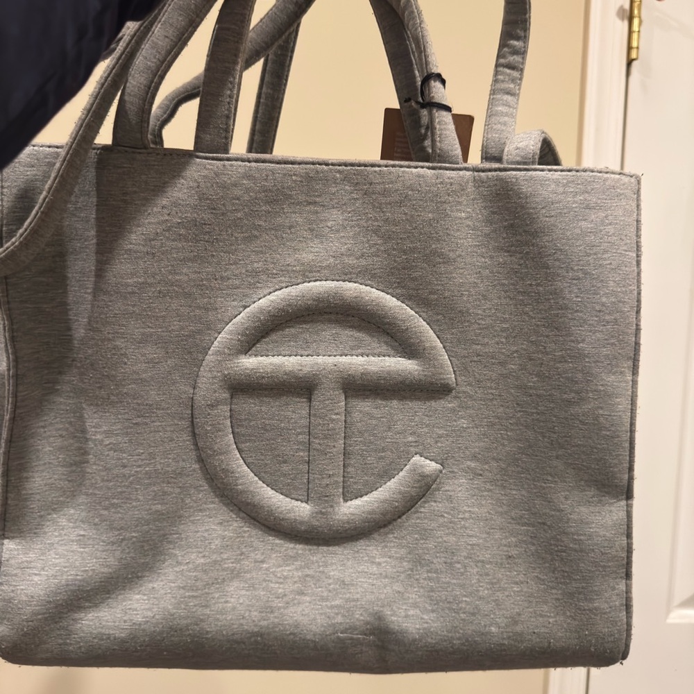 Ugg x Telfar Gray fleece Women's Bag - Picture 2 of 4